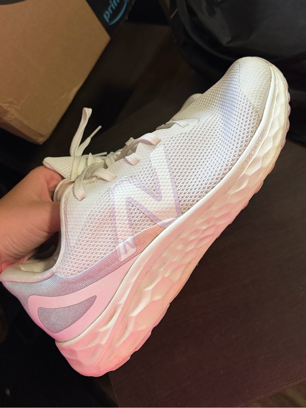 New Balance KIDS 7 WOMENS 9 White Lightweight Running Sneakers